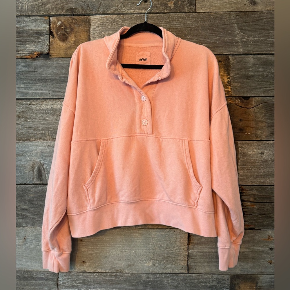 Aerie sweatshirt kangaroo pocket 4 button size medium